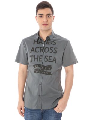 DISFRAZ NACIONAL CAMISA MANGA CORTA HOMBRE GRIS